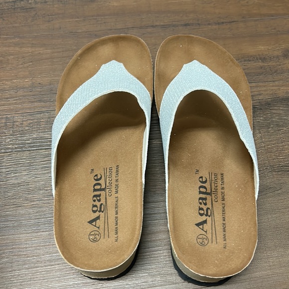 AGAPE Collection Sandals - Picture 3 of 3